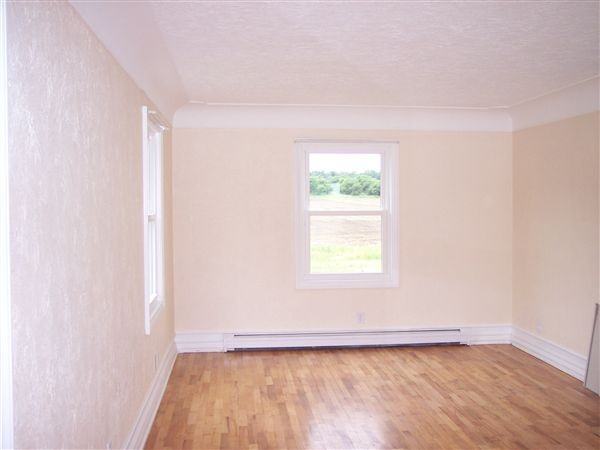 6200 Lansing Ave - Photo 3 of 20