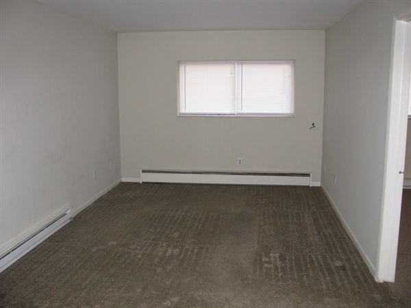 Georgian Oaks Apartments - Photo 3 of 10