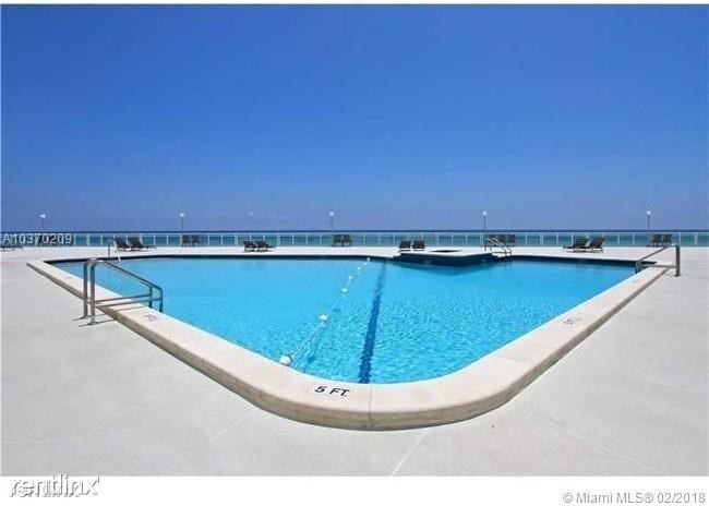 7134 Collins Ave #711