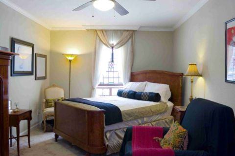 1198 Post Oak Inner Loop Apartments in Washington Ave Memorial Park