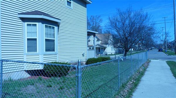 326 Highland St SE - Photo 2 of 9