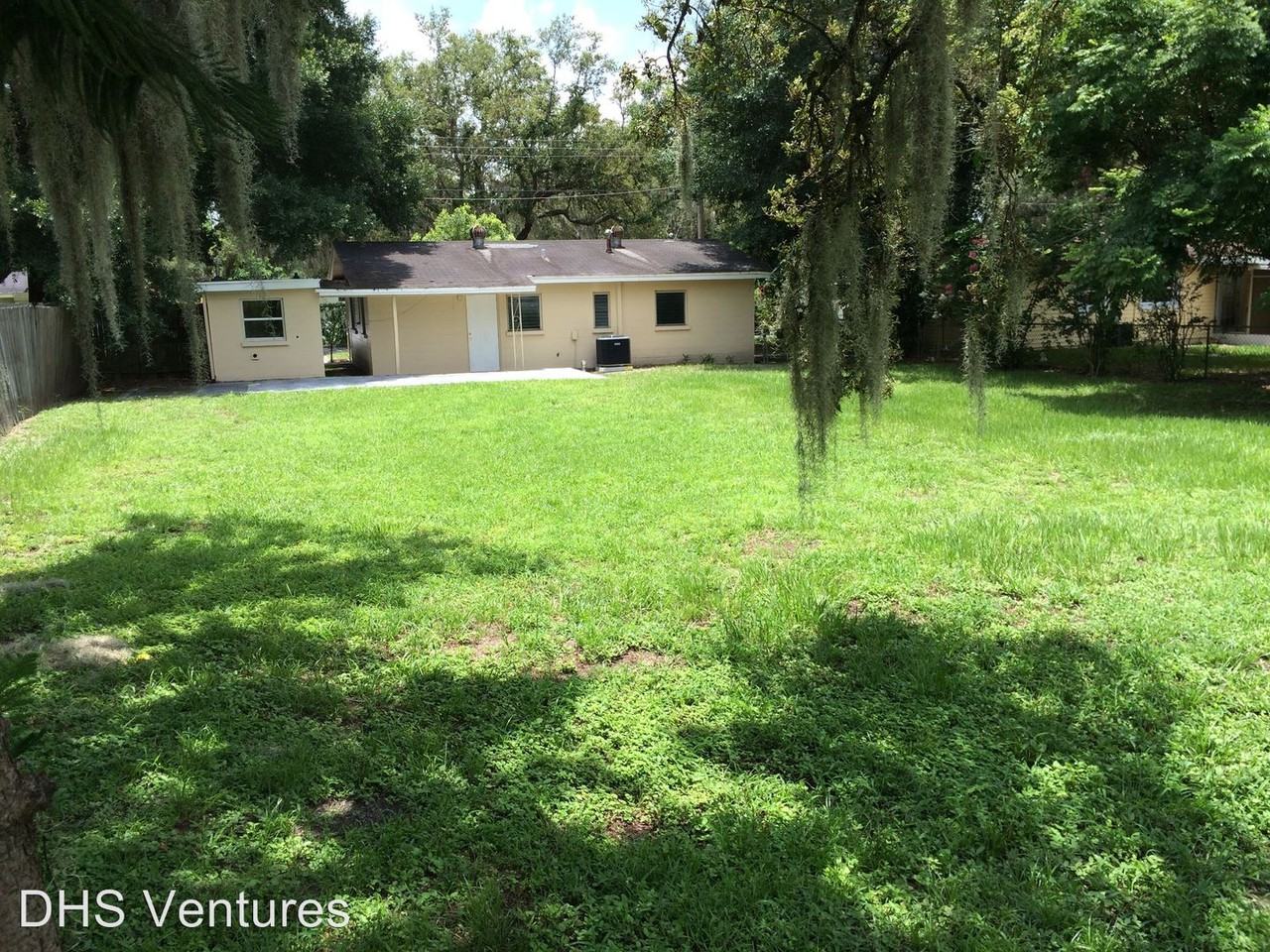 1615 W 7th St - Photo 2 of 7