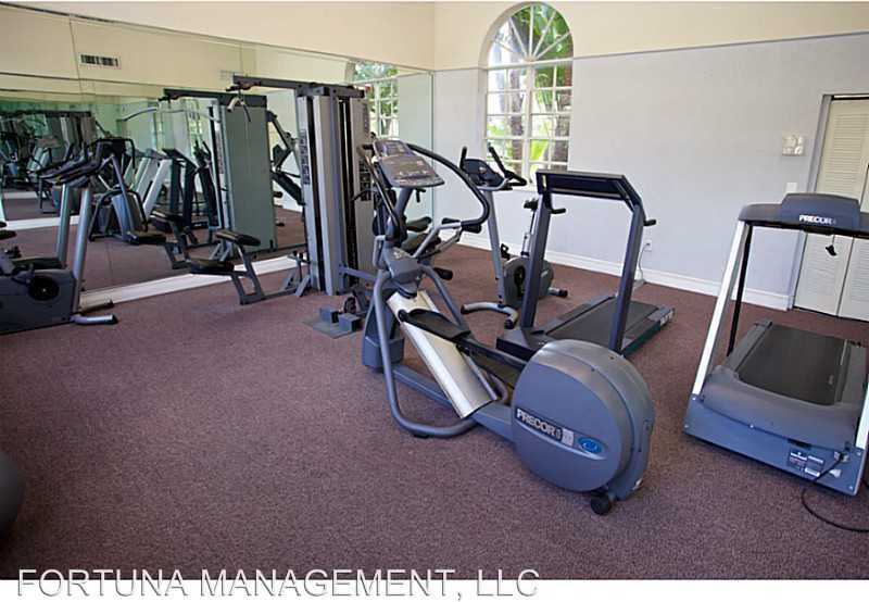 9919 Nob Hill Pl - Photo 3 of 15