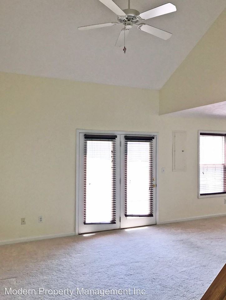 4312/4314 Chas Circle - Photo 3 of 14