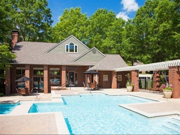 Jasmine At Winters Chapel - Photo 3 of 12