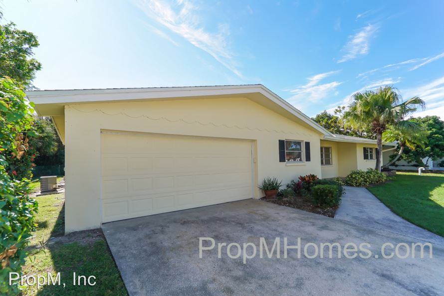 2840 Webber St - Photo 2 of 34