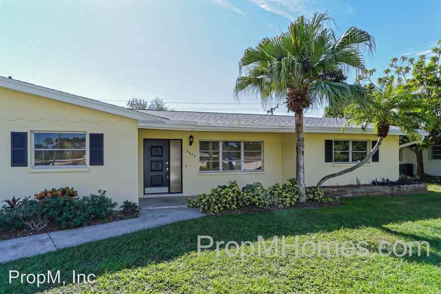 2840 Webber St - Photo 3 of 34