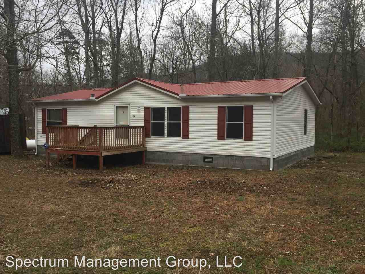 104 Dunham Rd - Photo 2 of 15