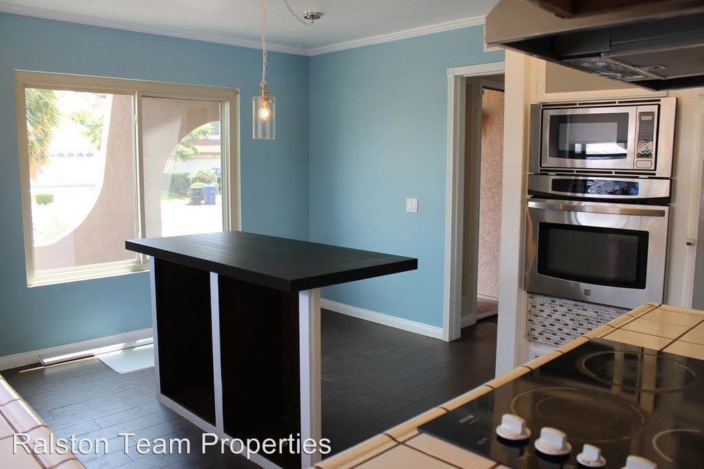 130 Marigold Pl - Photo 3 of 10