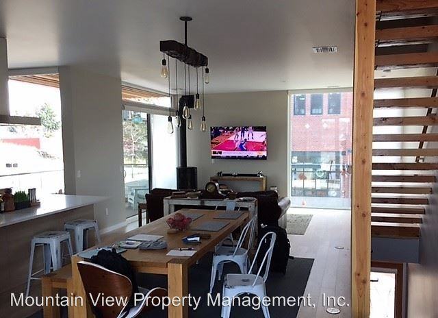 55 SW Wall St - Photo 3 of 21