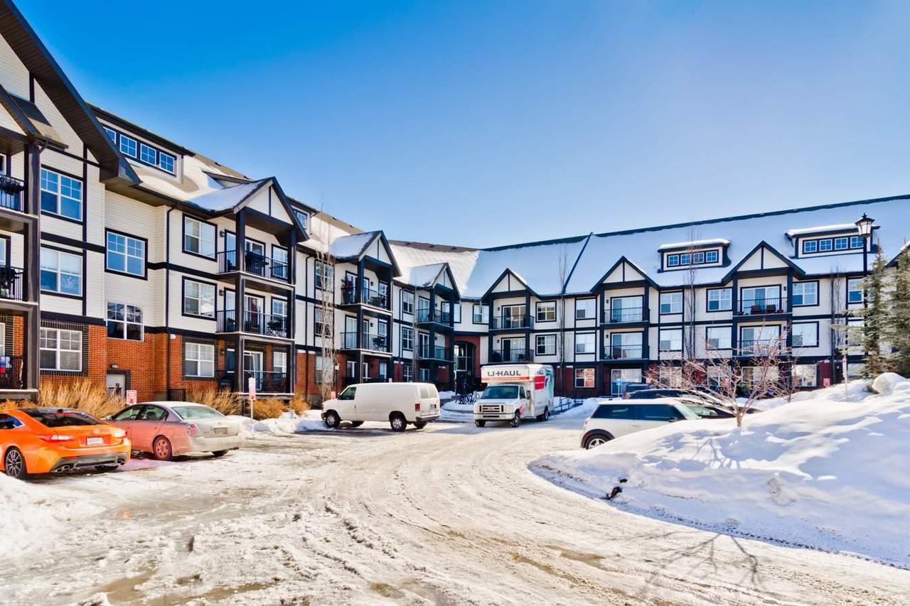 250 New Brighton Villas SE - Photo 2 of 23