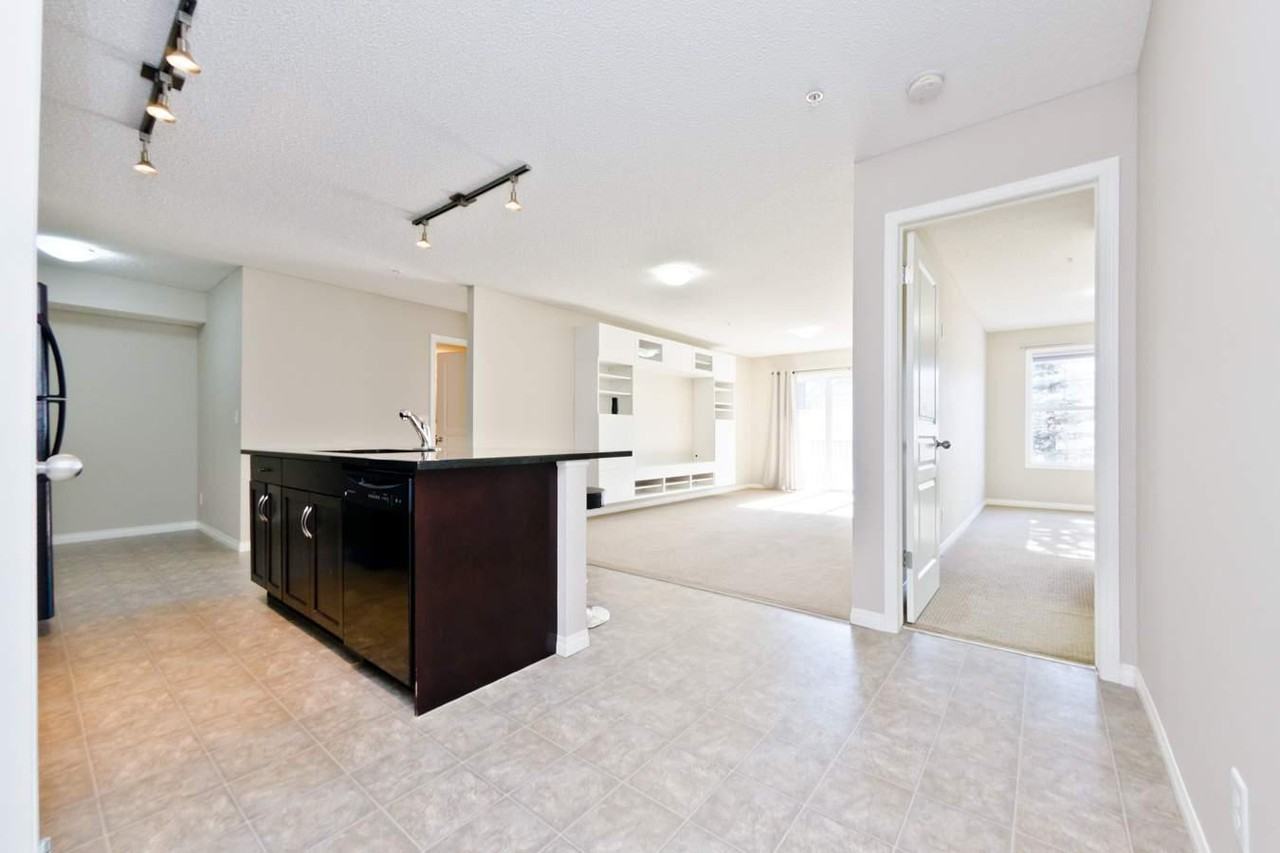 250 New Brighton Villas SE - Photo 3 of 23