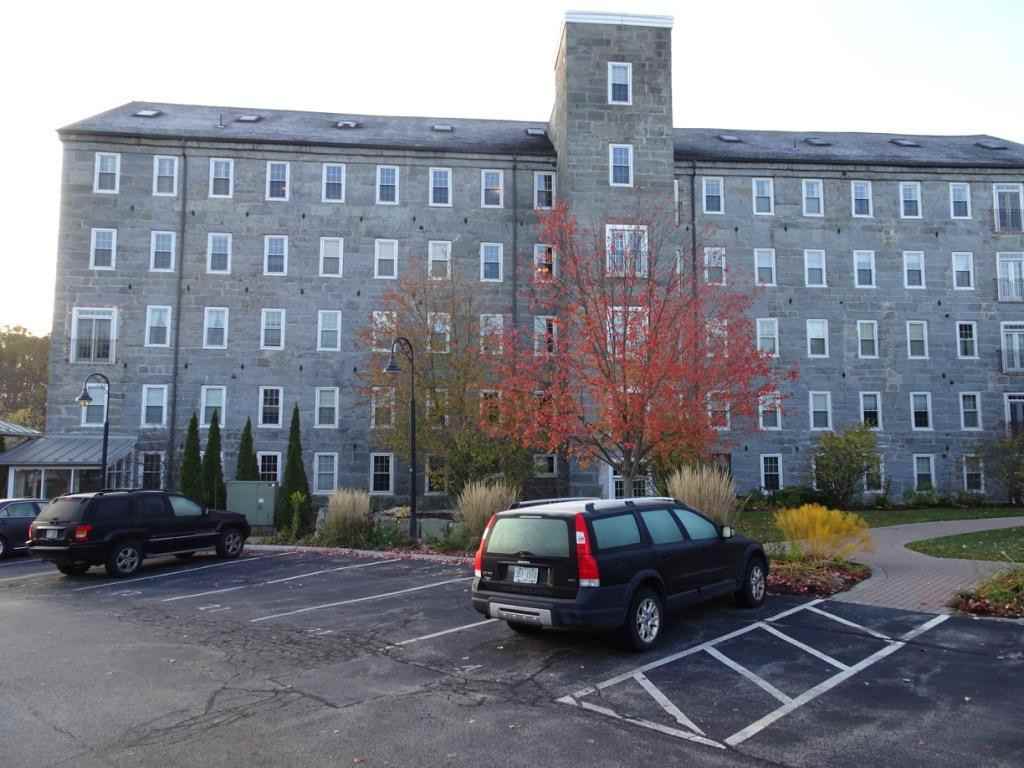 6 Bay Rd - Photo 2 of 33