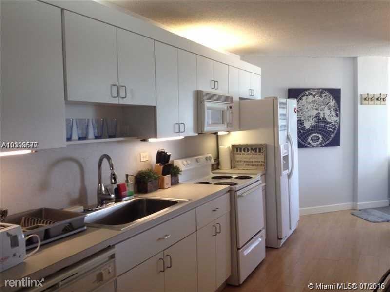 7134 Collins Ave #612