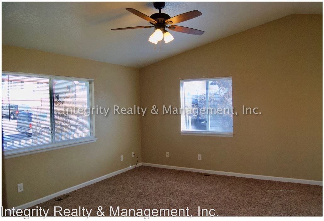 2254 W Hillside Ave - Photo 3 of 20