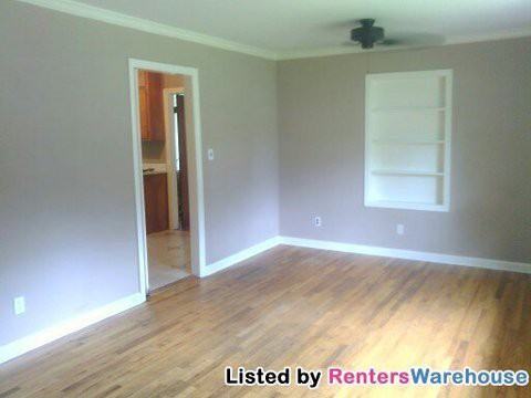 925 Dell Ave SE - Photo 2 of 9