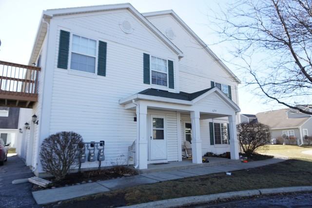 694 Fieldcrest Dr #C - Photo 2 of 14