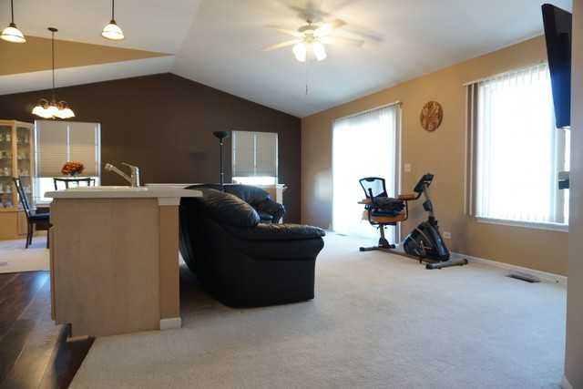 694 Fieldcrest Dr #C - Photo 3 of 14