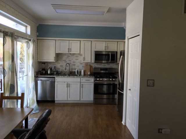 2723 Glenwood Ct - Photo 3 of 8