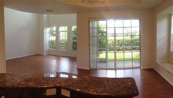 1800 Haines Bayshore Rd - Photo 2 of 40