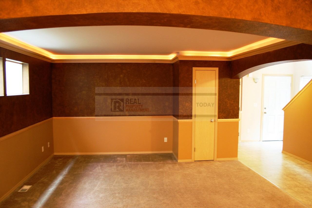 7249 177th St E - Photo 4 of 10