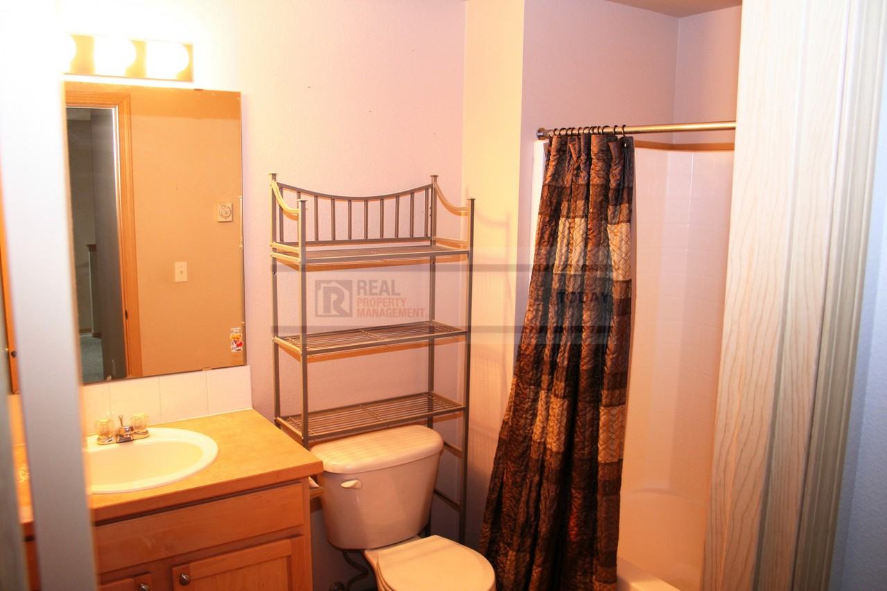 7249 177th St E - Photo 7 of 10