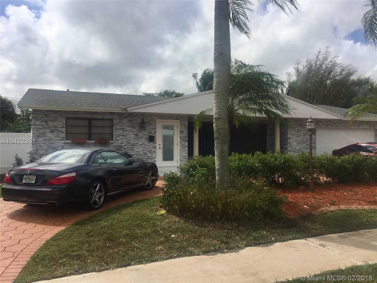 5680 Southwest 4th Court - Photo 3 of 17