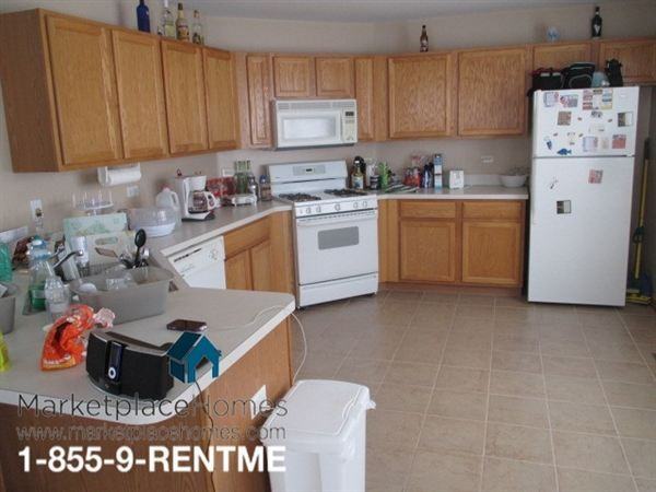 299 Woodbridge Ln - Photo 2 of 6