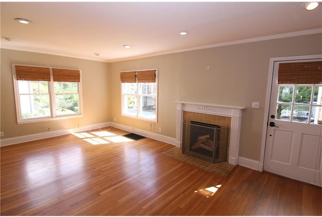 942 Eulalia Rd NE - Photo 2 of 30