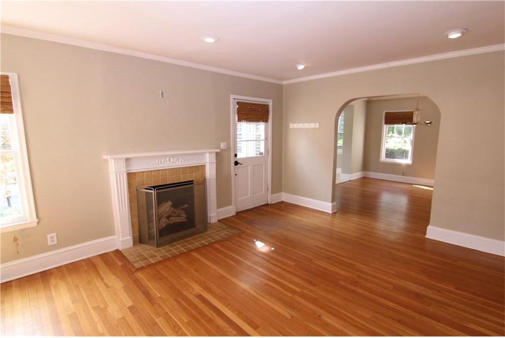 942 Eulalia Rd NE - Photo 3 of 30