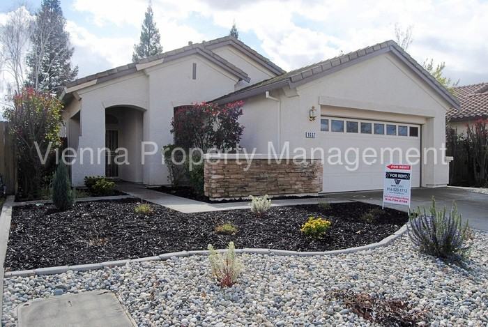 1667 Luton Dr - Photo 2 of 26