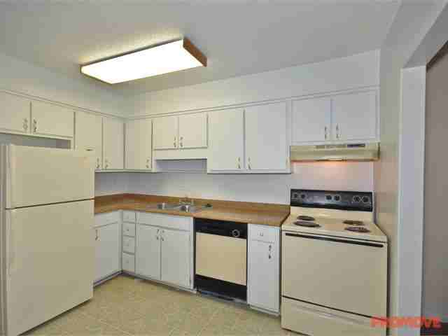 Lantern Ridge - Photo 3 of 10