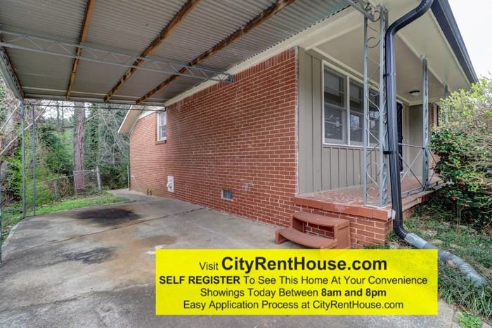 251 Whitworth Dr SW - Photo 2 of 21