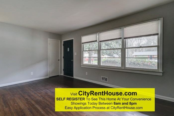 251 Whitworth Dr SW - Photo 3 of 21