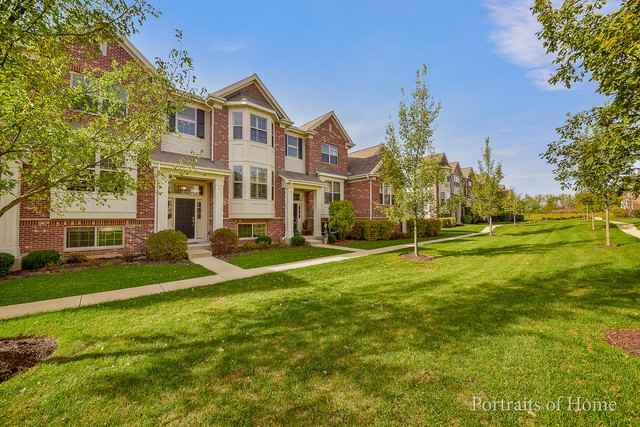 0N080 Vermont Ct - Photo 2 of 24