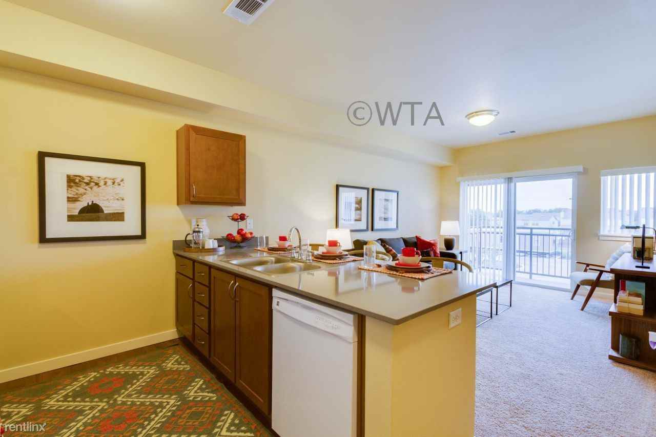 9003 Vista West Drive - Photo 2 of 20