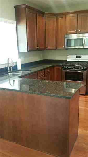 6982 Waters Edge Dr - Photo 2 of 3