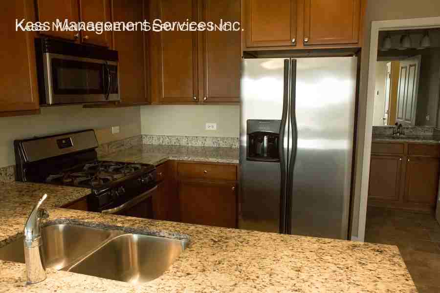 3200 S Oak Park Ave #404