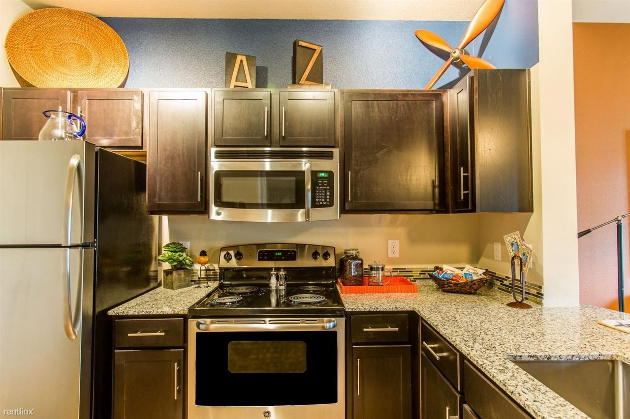 206 Happy Trail - Photo 3 of 9