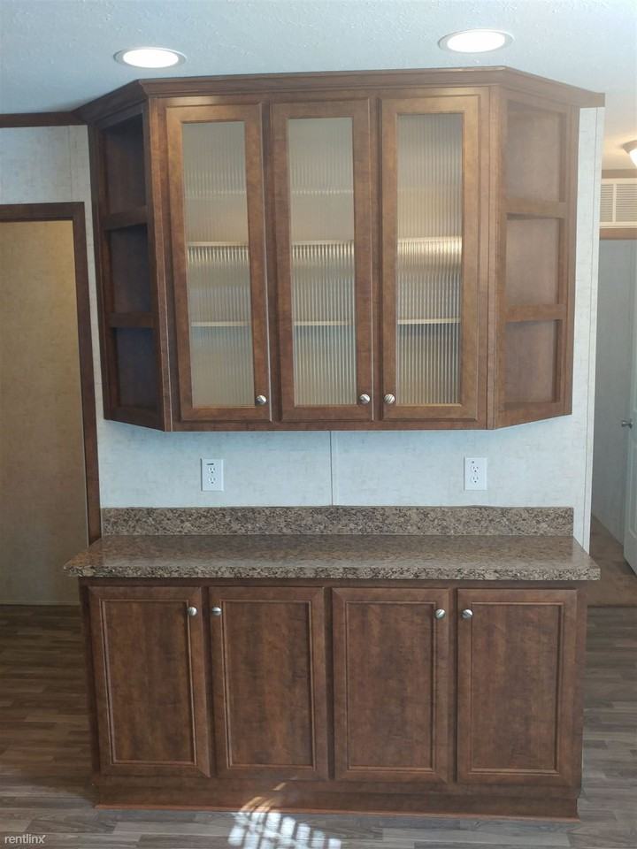 47 St Peters Dr - Photo 3 of 21