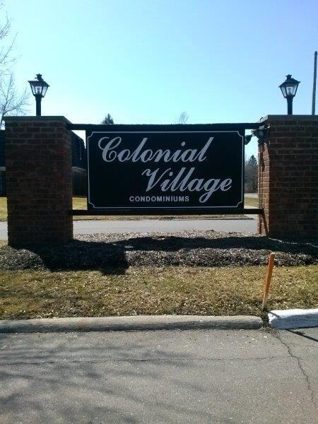 1874 Colonial Village Way - Photo 3 of 10