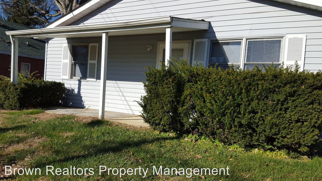 224 Rozier St - Photo 3 of 14