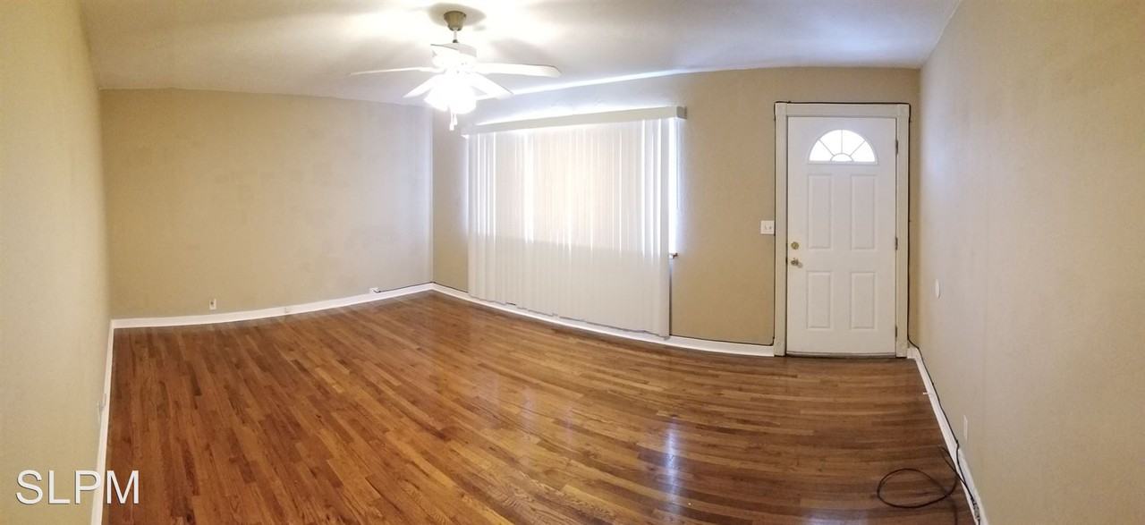 416 Clara St - Photo 3 of 17