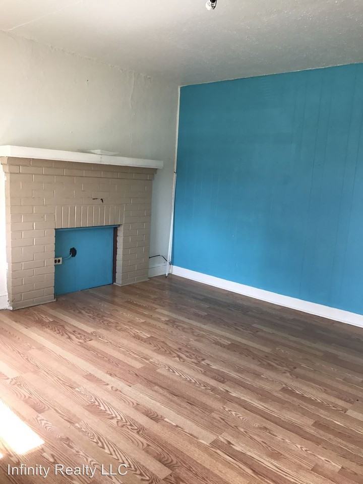 1324 Payne Avenue - Photo 2 of 2