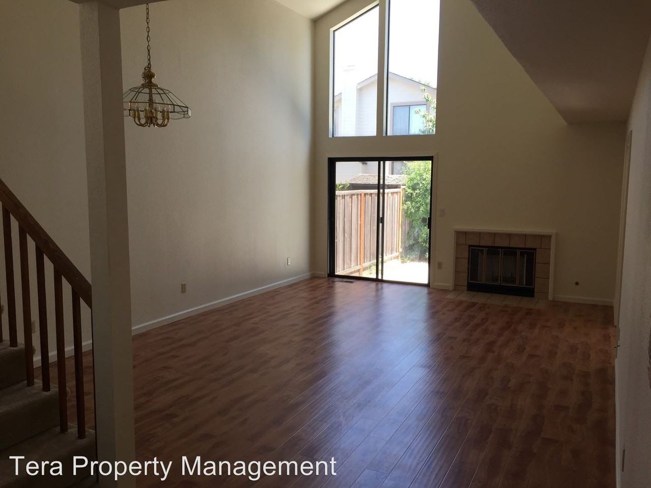 1870 Wembley Ct - Photo 2 of 7