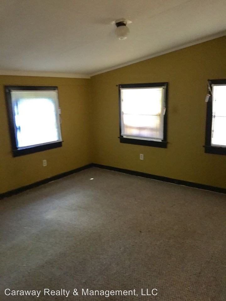 425 Seneca Trail - Photo 2 of 7