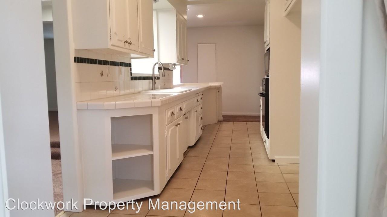 3321 Duke Ave - Photo 3 of 19