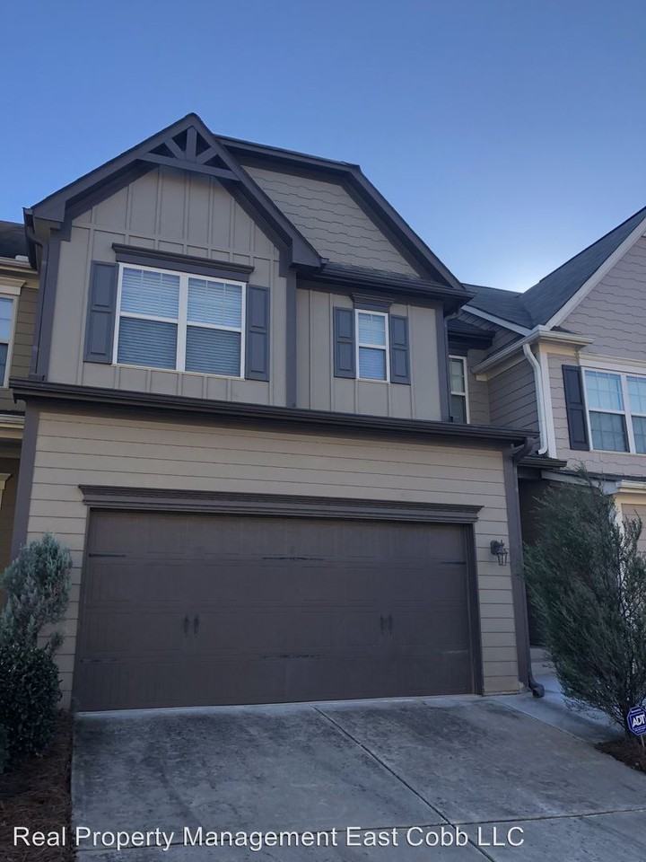 656 Cobblestone Creek Lane - Photo 2 of 22