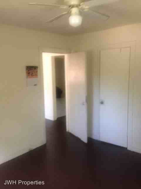 3854 Flora Ave - Photo 3 of 7