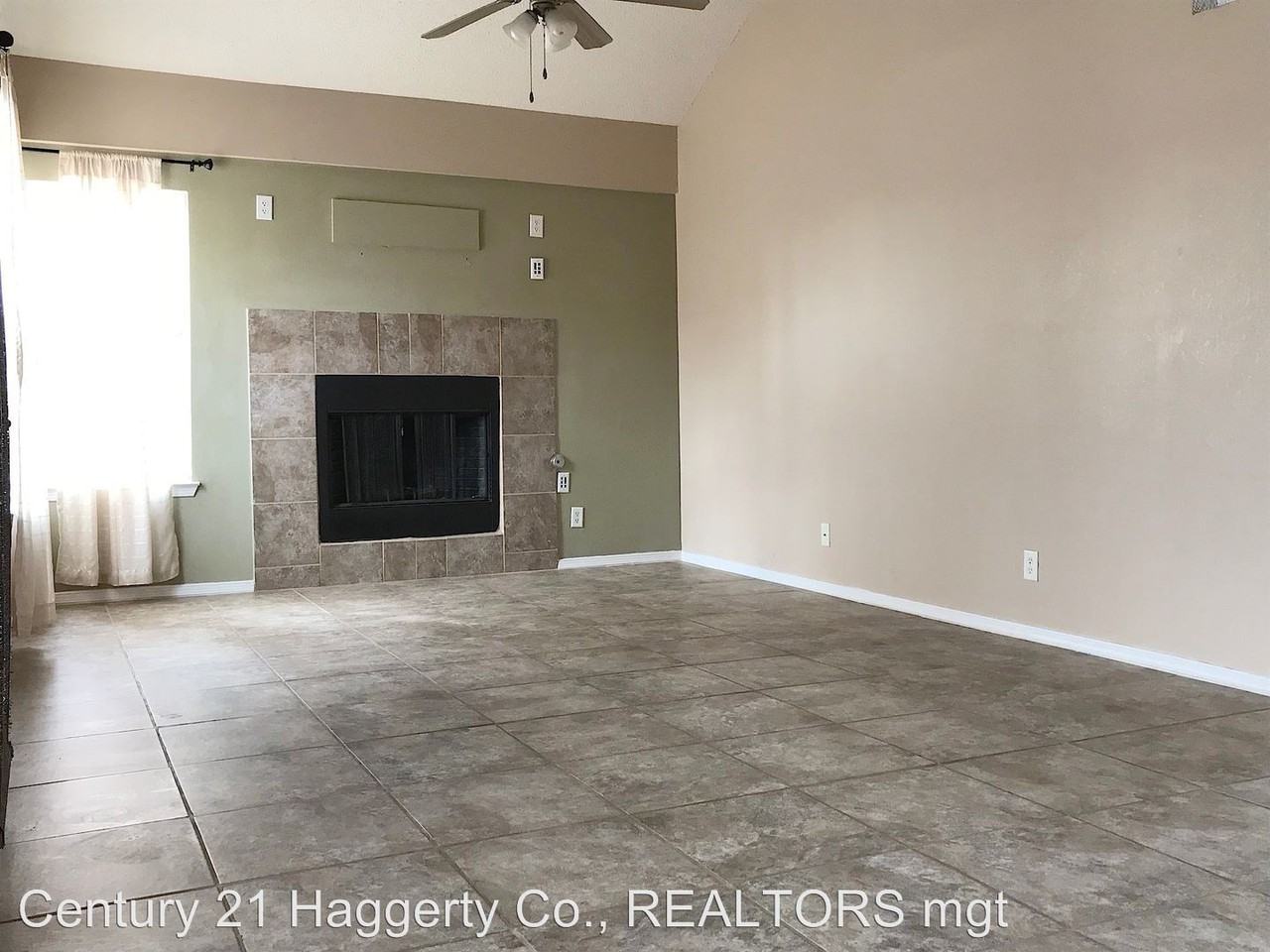 232 Barnsworth Ct - Photo 2 of 26